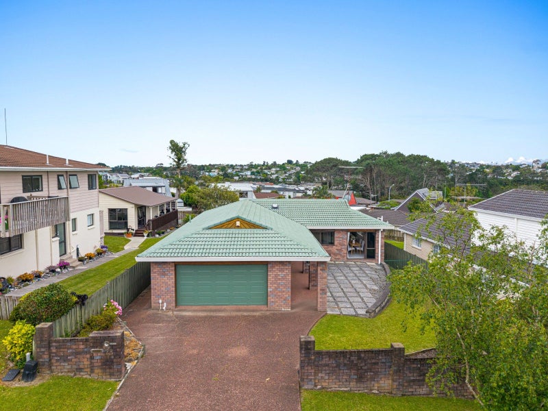 22 Petrel Place, Massey, Auckland - Carousel 2