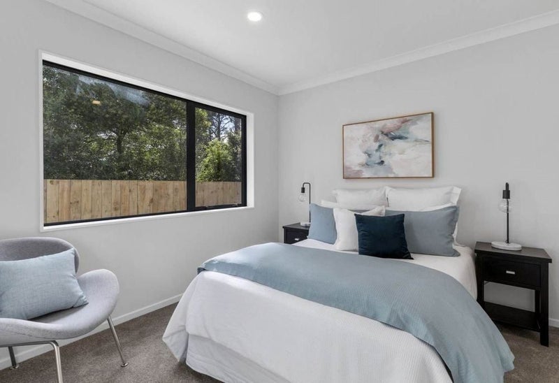 16A Dalmeny Close, Murrays Bay, Auckland - Carousel 2