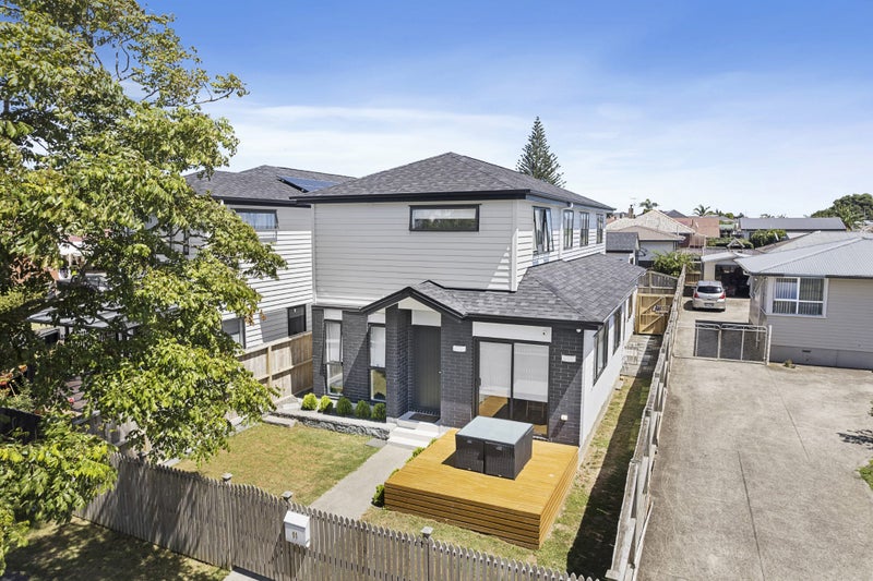 11 Friesian Drive, Mangere, Auckland - Carousel 2