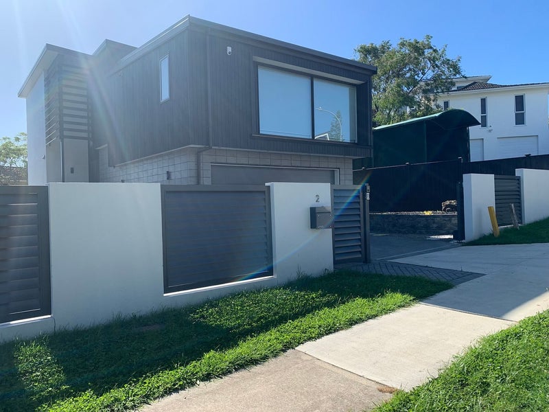 2 Patros Place, Bucklands Beach, Auckland - Carousel 1