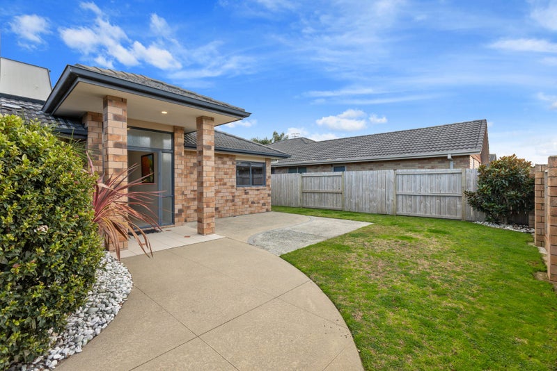 27 Sarah Place, Papamoa Beach, Papamoa - Carousel 2