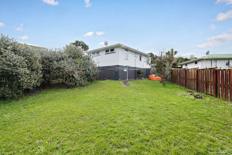 88 Mary Dreaver Street, New Windsor, Auckland - Carousel 1