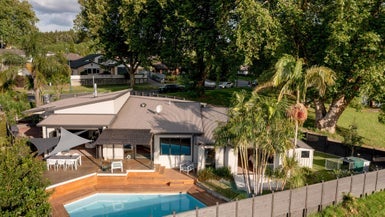 51 Castlewold Drive, Bethlehem, Tauranga - Carousel 1