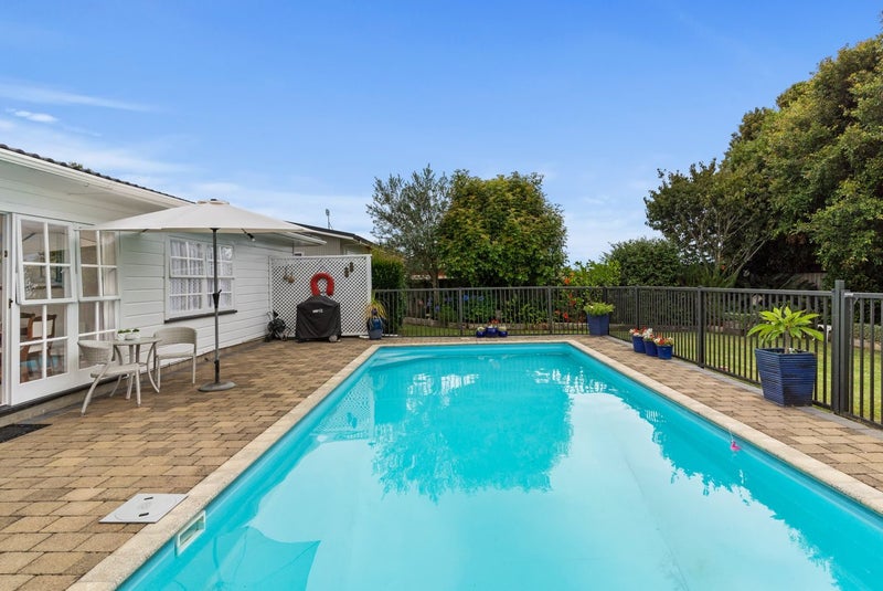 85 Glenmore Road, Sunnyhills, Auckland - Carousel 1