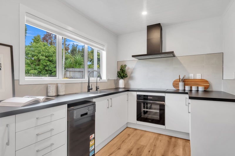 1/11 Manson Avenue, Stoke, Nelson - Carousel 2