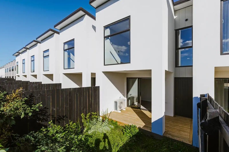 64 Tukari Lane, Mangere Bridge, Auckland - Carousel 2