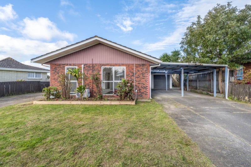 68 Chelburn Crescent, Mangere East, Auckland - Carousel 2