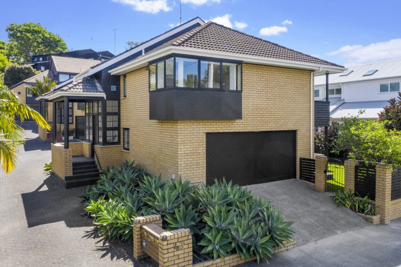 43A The Parade, St Heliers, Auckland - Carousel 1