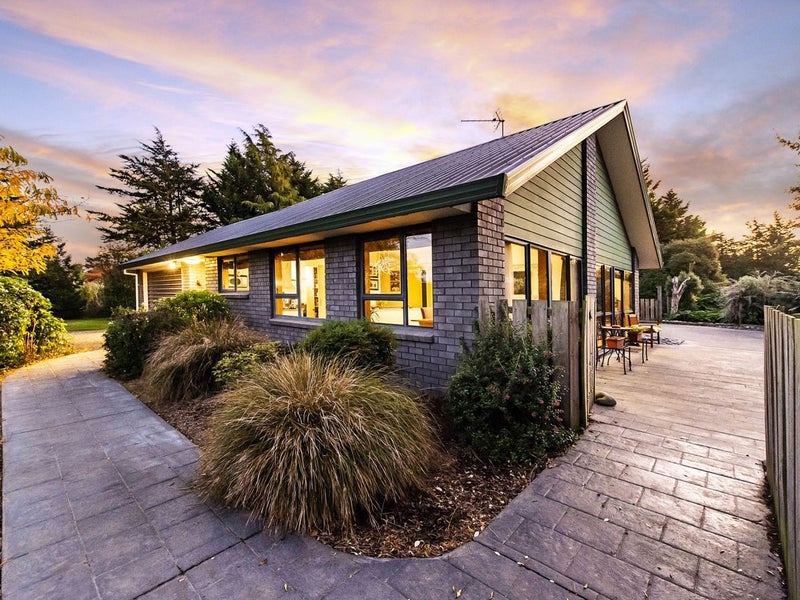 39 Dawn Place, Kirwee - Carousel 1