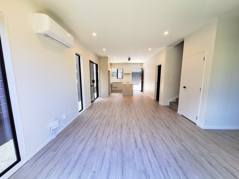 108C Taikata Road, Te Atatu Peninsula, Auckland - Carousel 2