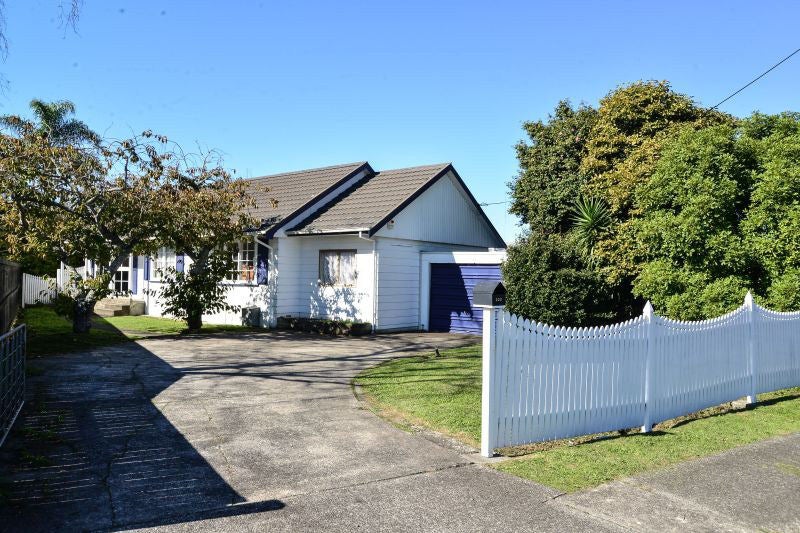 222 Tramway Road, Enderley, Hamilton - Carousel 1