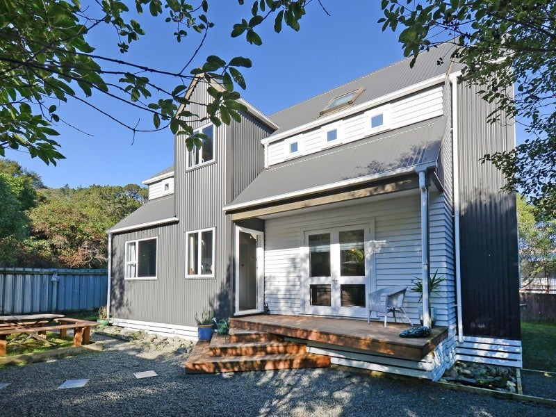 112 Hair Street, Wainuiomata, Lower Hutt - Carousel 1