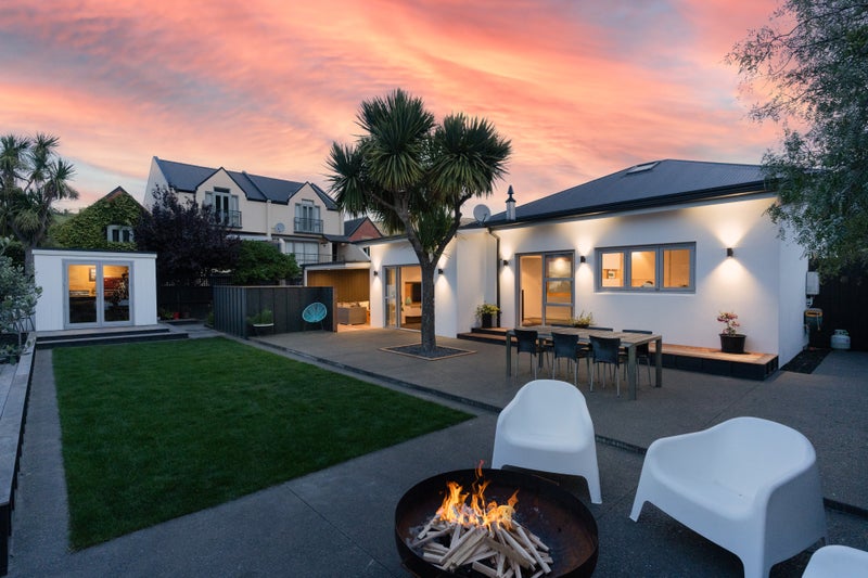 7 Wiggins Street, Sumner, Christchurch - Carousel 1