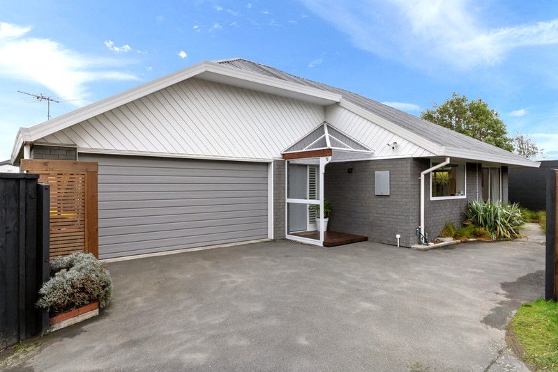 2/174 Cashmere Road, Hoon Hay, Christchurch - Carousel 1