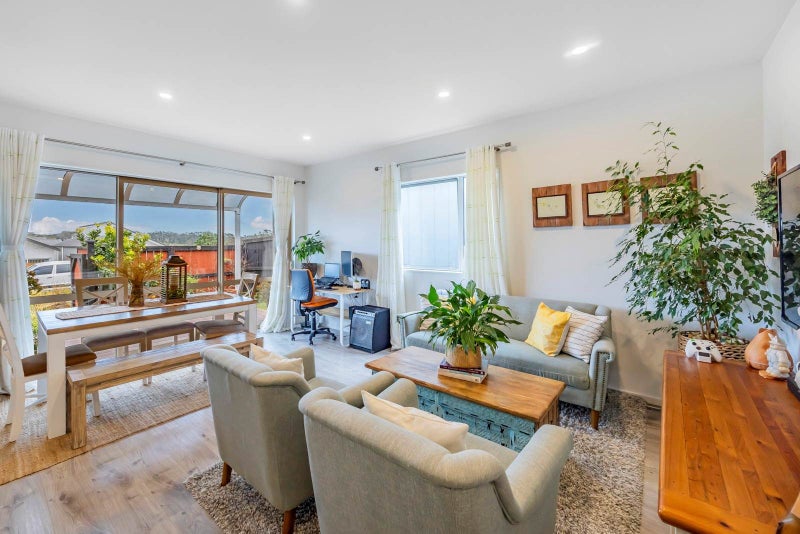 131 Tarapuka Road, Westgate, Auckland - Carousel 2