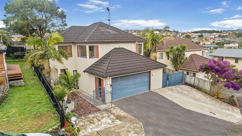 31B Chieftain Rise, Goodwood Heights, Auckland - Carousel 1