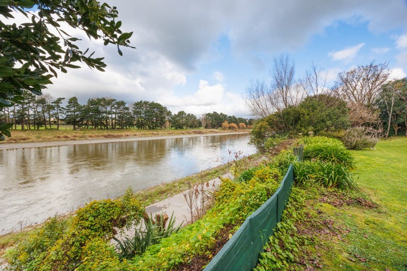134 Buick Crescent, Awapuni, Palmerston North - Carousel 18