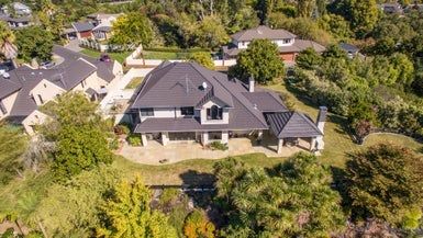 8 Ashmore Court, Huntington, Hamilton - Carousel 1