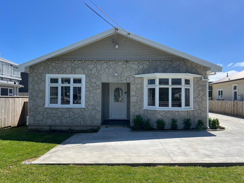 12 Leighton Avenue, Waiwhetu, Lower Hutt - Carousel 1
