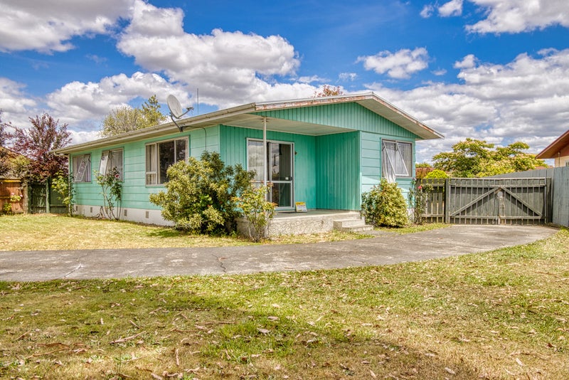 12 Stanley Street, Flaxmere, Hastings - Carousel 1