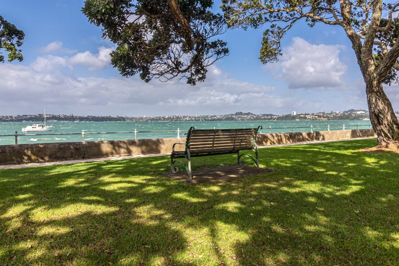 22 King Edward Parade, Devonport, Auckland - Carousel 1