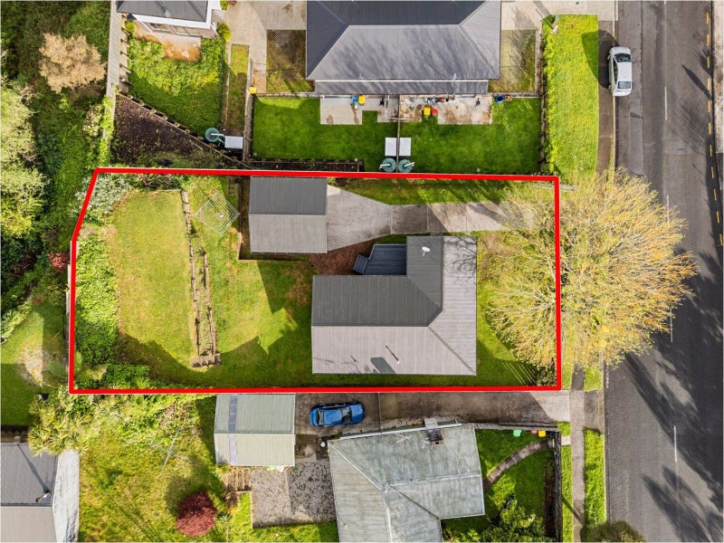 15 Splitt Avenue, Glenview, Hamilton - Carousel 19