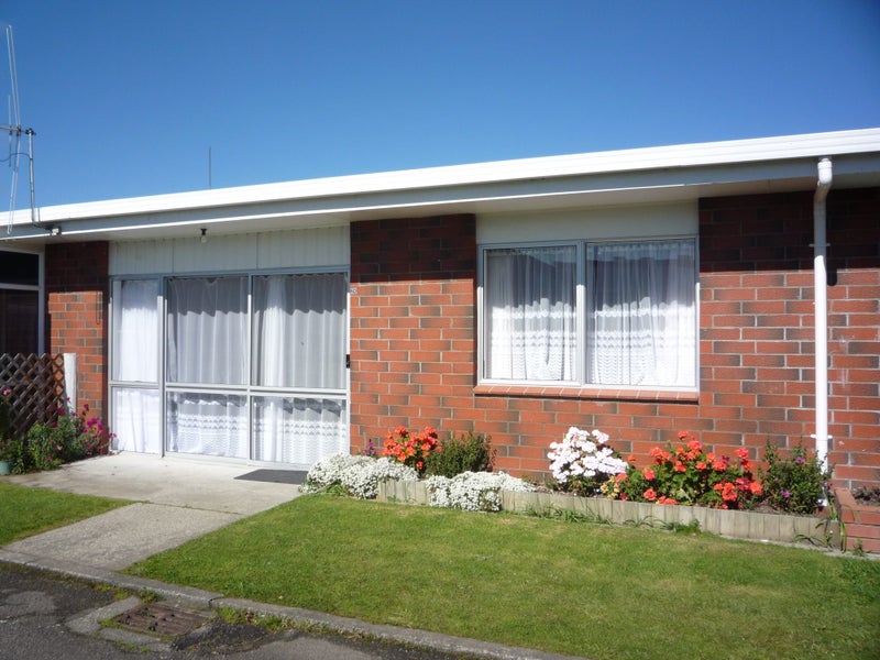 1/6 Bowen Street, Linton, Palmerston North - Carousel 1