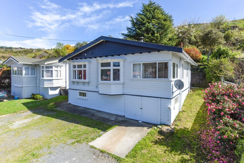 70 Emano Street, Toi Toi, Nelson - Carousel 2