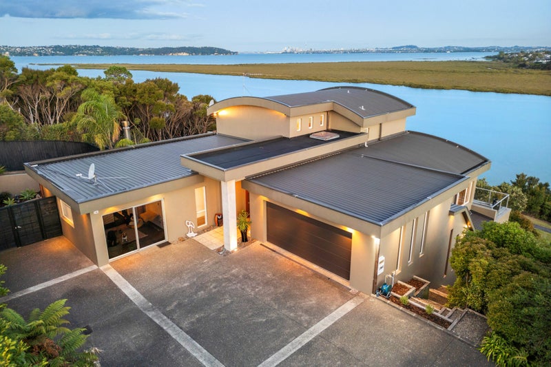 23 Constable Lane, West Harbour, Auckland - Carousel 2