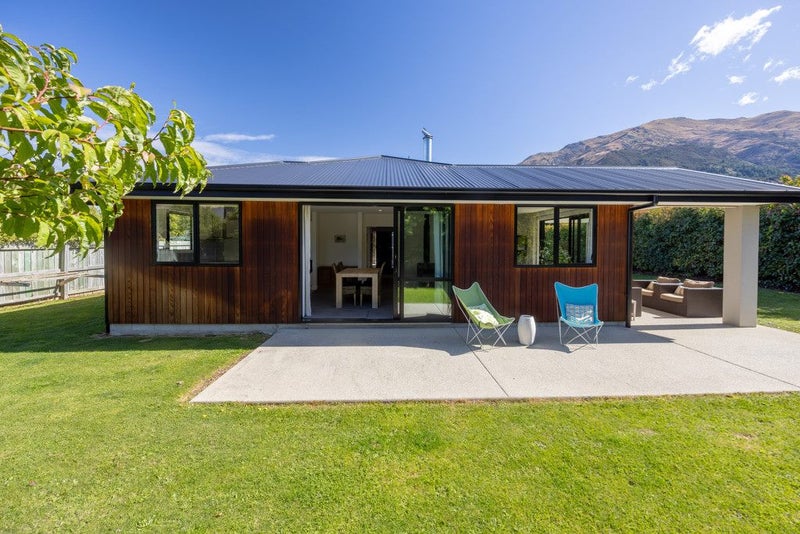 23 Little Maude Drive, Wanaka - Carousel 2