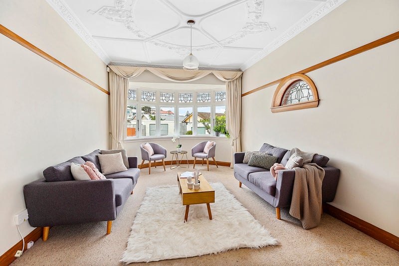 62 Lonsdale Crescent, Rongotai, Wellington - Carousel 2