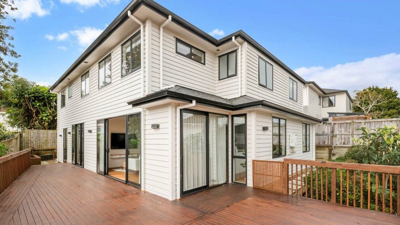 30B Jandell Crescent, Bucklands Beach, Auckland - Carousel 1