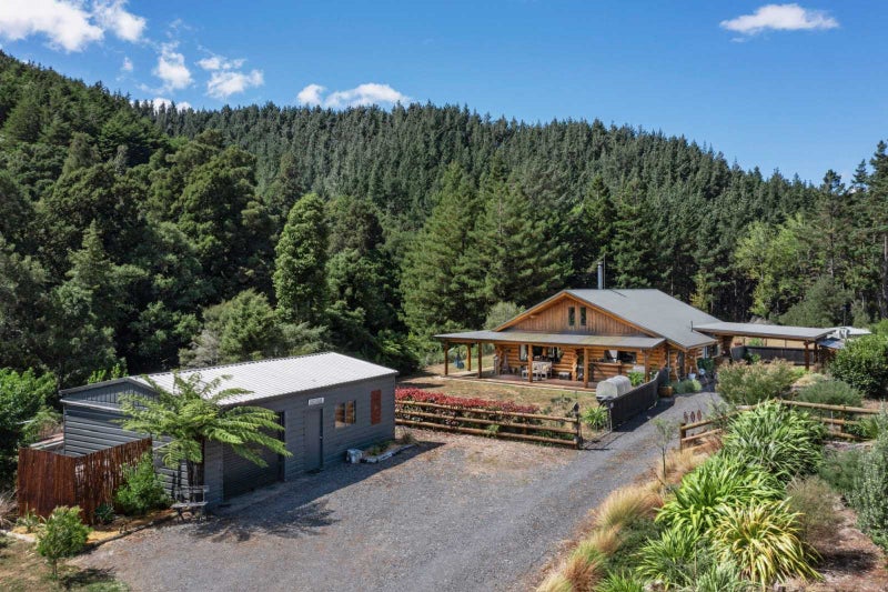 944 Old Mountain Road, Waitetuna, Raglan - Carousel 2