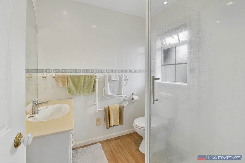 4B Stewart Gibson Place, Manurewa, Auckland - Carousel 14