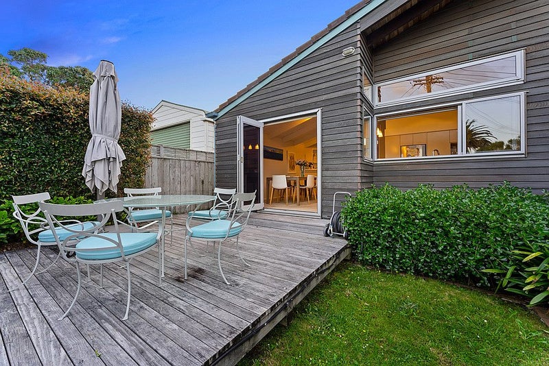 1/34 Rothesay Bay Road, Rothesay Bay, Auckland - Carousel 2