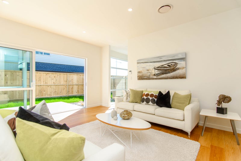 14 Bounty Road, Long Bay, Auckland - Carousel 2