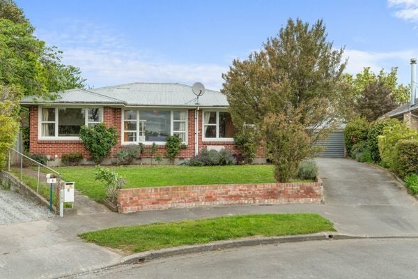 2 Aileen Place, Upper Riccarton, Christchurch - Carousel 1