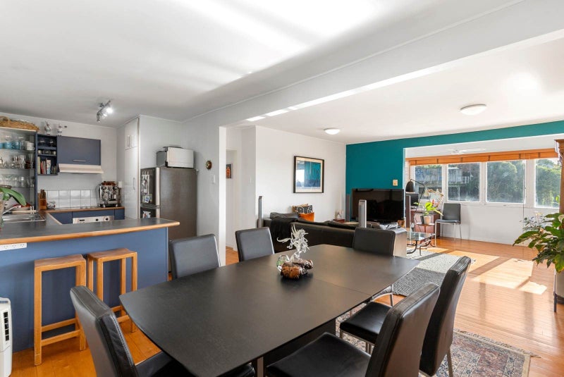 5/2 Cowie Street, Newmarket, Auckland - Carousel 2
