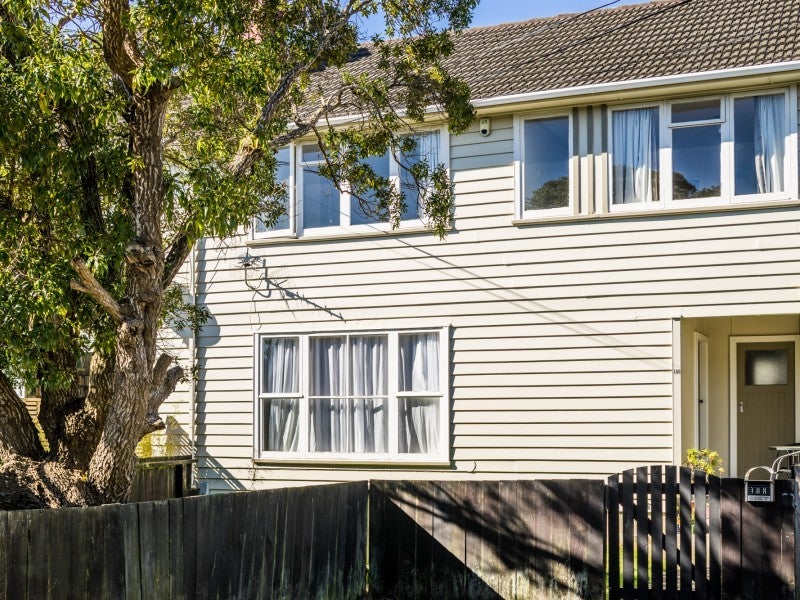 3/108 Whites Line East, Waiwhetu, Lower Hutt - Carousel 1