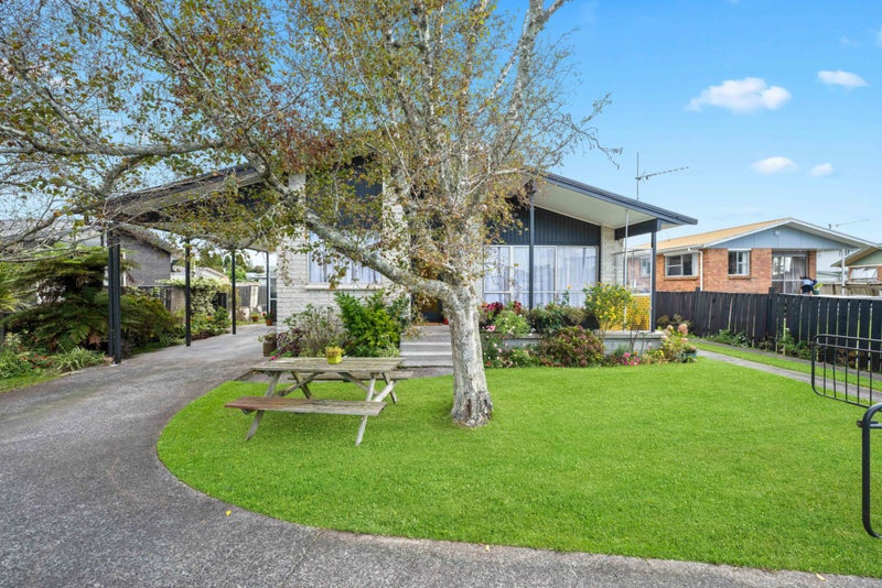 13 Marion Place, Deanwell, Hamilton - Carousel 15