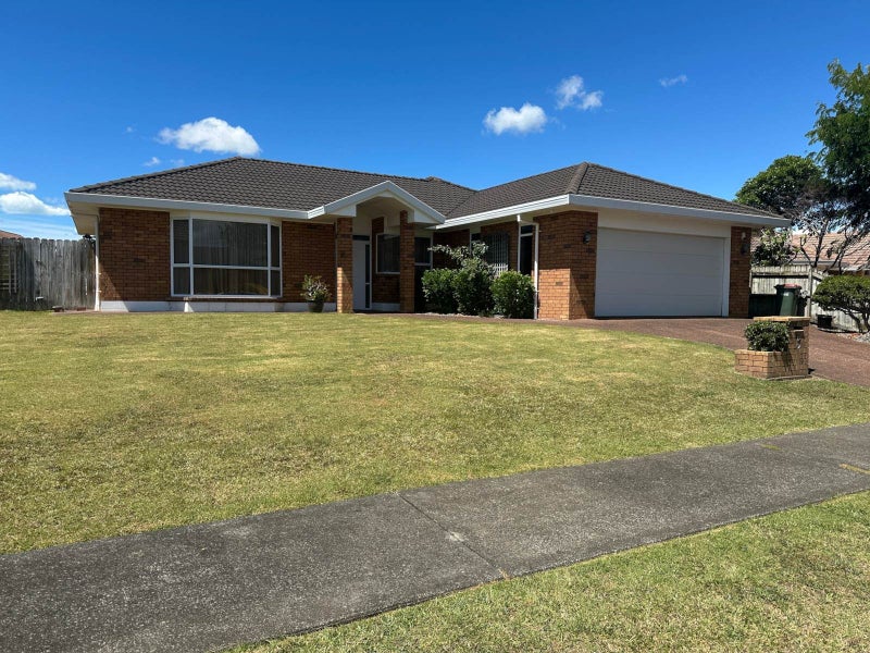 13 Glassonby Road, Northpark, Auckland - Carousel 1