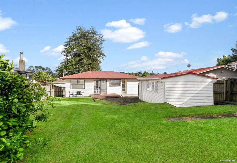 6 Coburg Street, Henderson, Auckland - Carousel 9