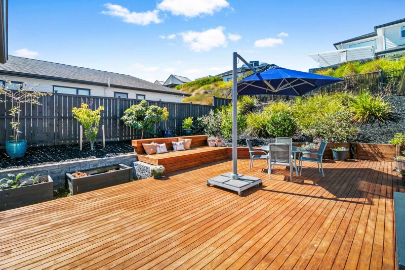 31 Jeroboam Loop, Kumeū - Carousel 2