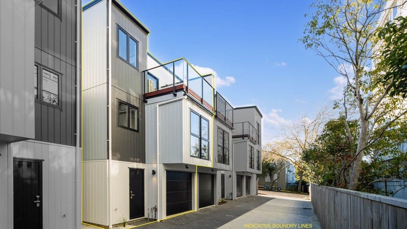 2/7 Sarawia Street, Newmarket, Auckland - Carousel 1