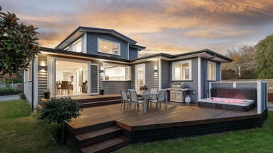 4 Birdwood Avenue, Beckenham, Christchurch - Carousel 1