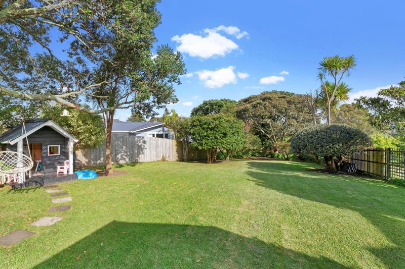 1399 Whangaparaoa Road, Army Bay, Whangaparaoa - Carousel 2