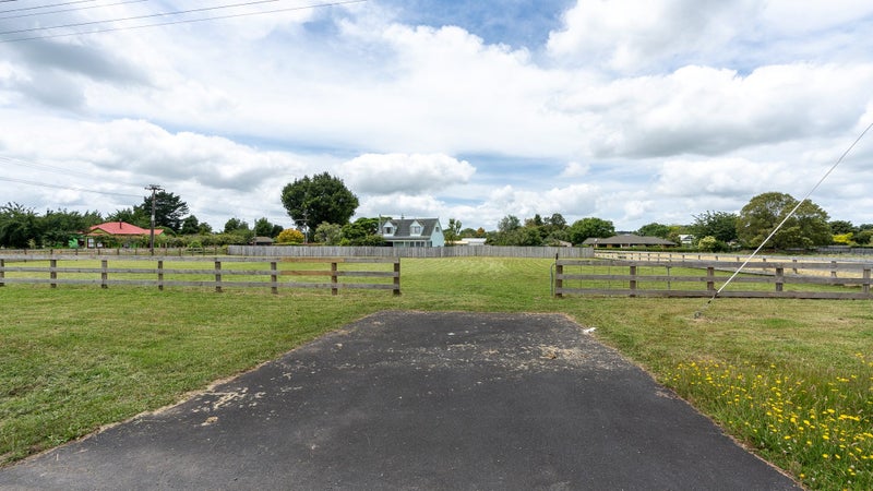 165 McClure Street, Pirongia, Pirongia - Carousel 1