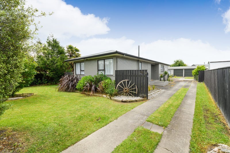 5 Carey Street, Longburn, Palmerston North - Carousel 1