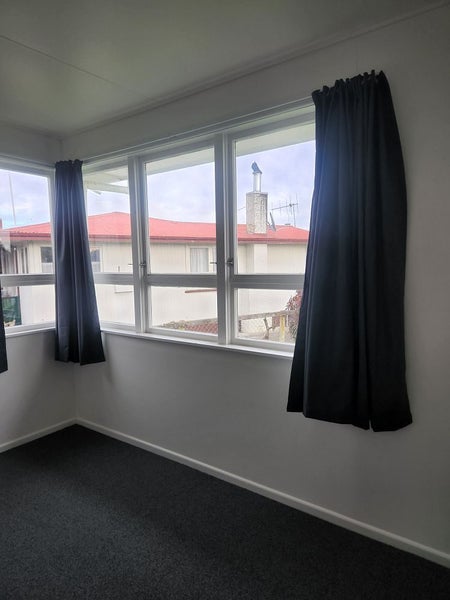 12 Liverpool Crescent, Flaxmere, Hastings - Carousel 2