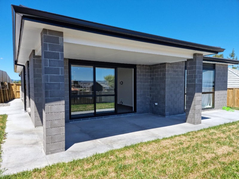 12 Lily Way, Pyes Pa, Tauranga - Carousel 18